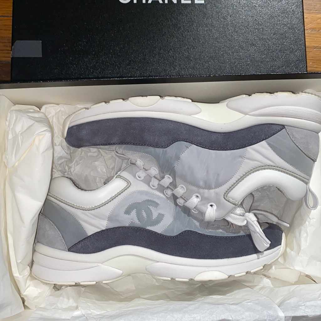 Authentic Like New Authentic Like New
